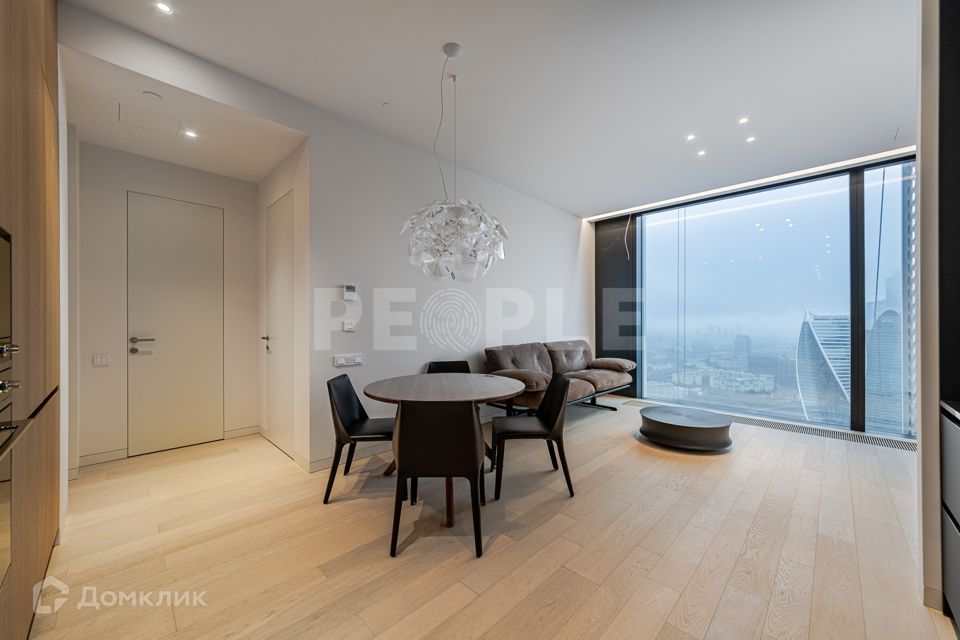 Продаётся 2-комнатная квартира, 51.7 м²