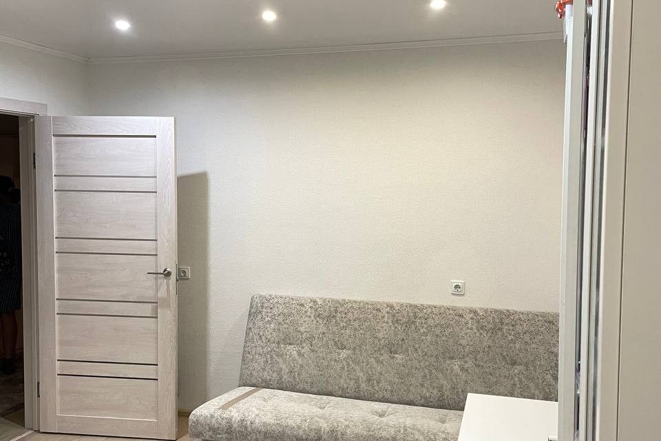 Продаётся 3-комнатная квартира, 56 м²