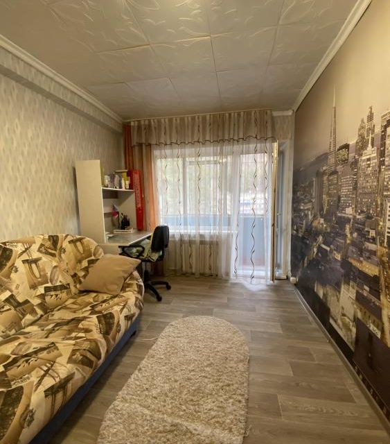 Продаётся 3-комнатная квартира, 58.5 м²
