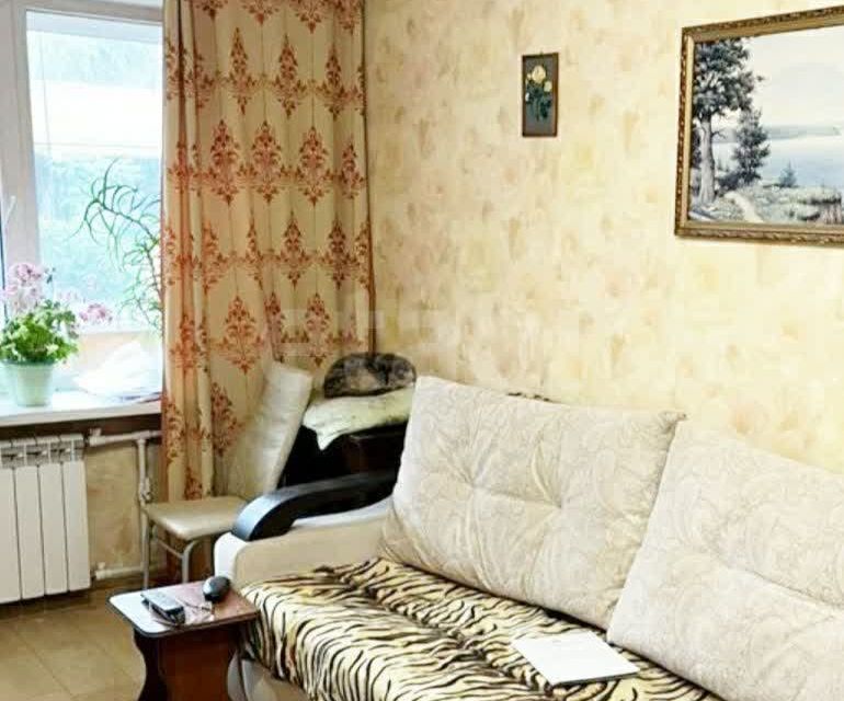 Продаётся 2-комнатная квартира, 42.7 м²