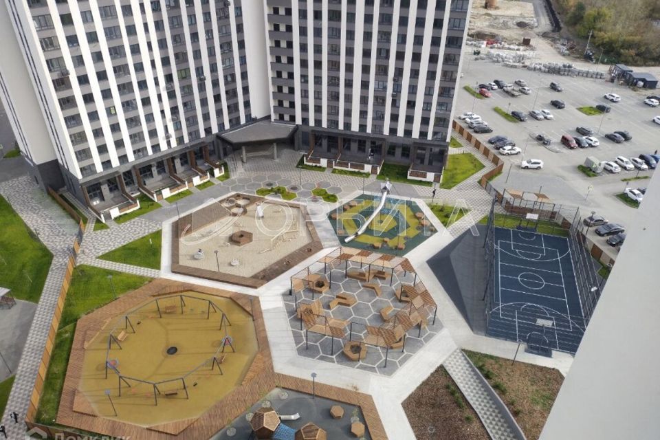 Продаётся 2-комнатная квартира, 60.9 м²