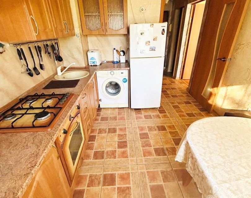 Продаётся 1-комнатная квартира, 41 м²