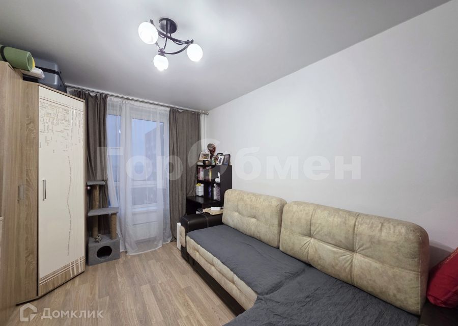 Продаётся 1-комнатная квартира, 38.2 м²