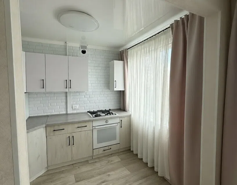 Продаётся 3-комнатная квартира, 62.4 м²