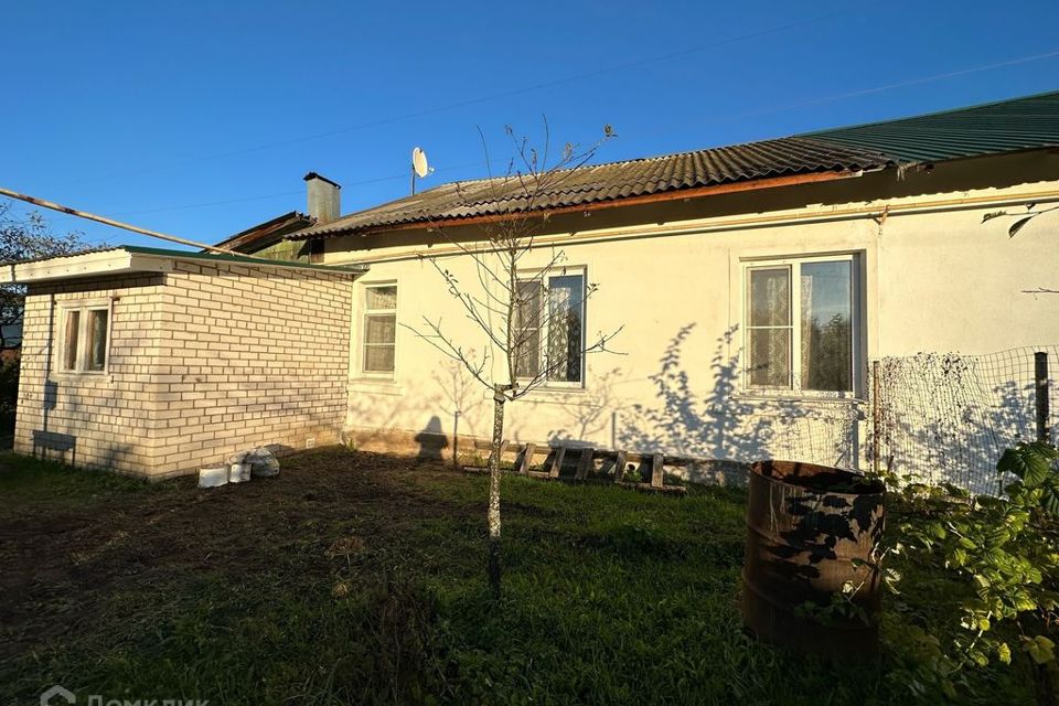 Продаётся 3-комнатная квартира, 49.3 м²