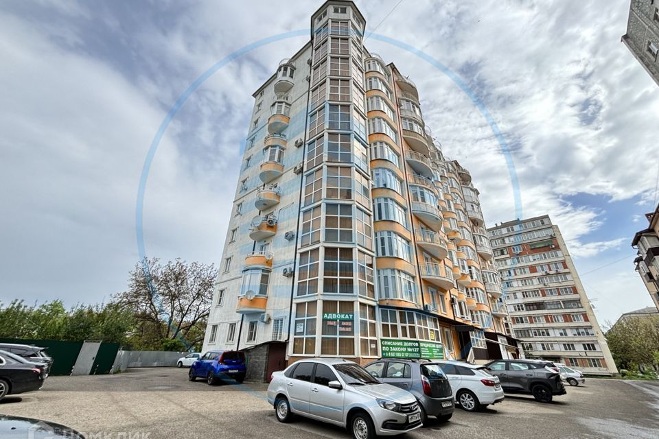 Продаётся 2-комнатная квартира, 63.6 м²