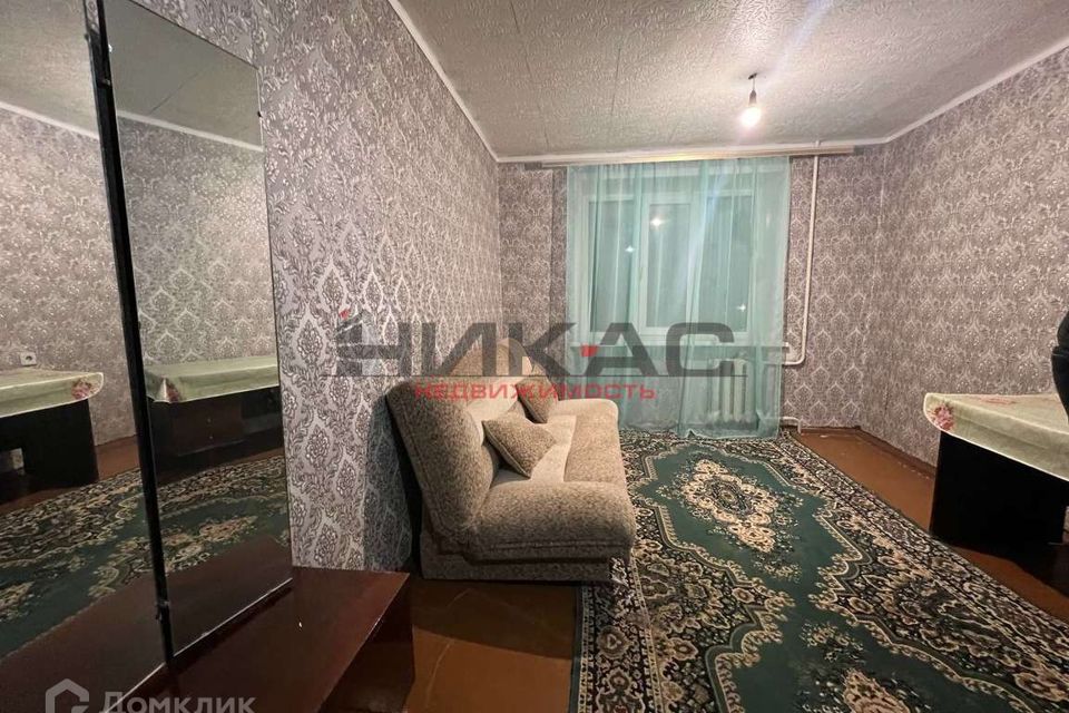Сдаётся 10-комнатная квартира, 210 м²