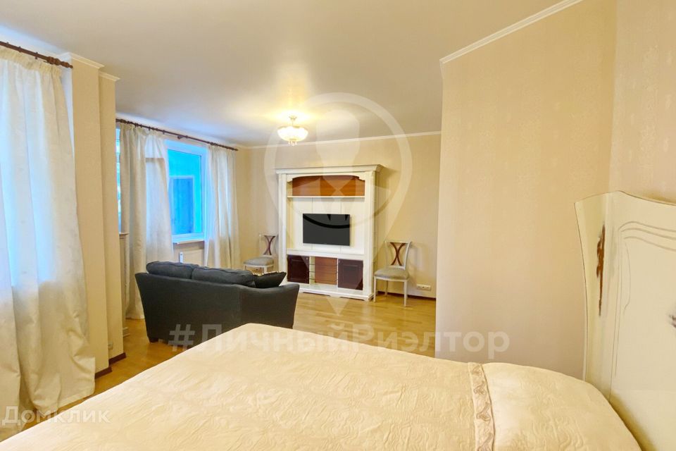 Продаётся 1-комнатная квартира, 68.5 м²