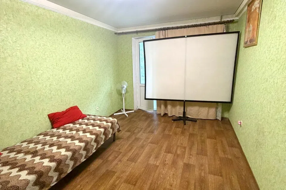 Продаётся 1-комнатная квартира, 32 м²