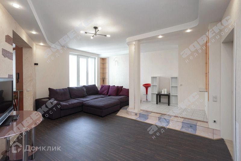 Продаётся 2-комнатная квартира, 76.9 м²