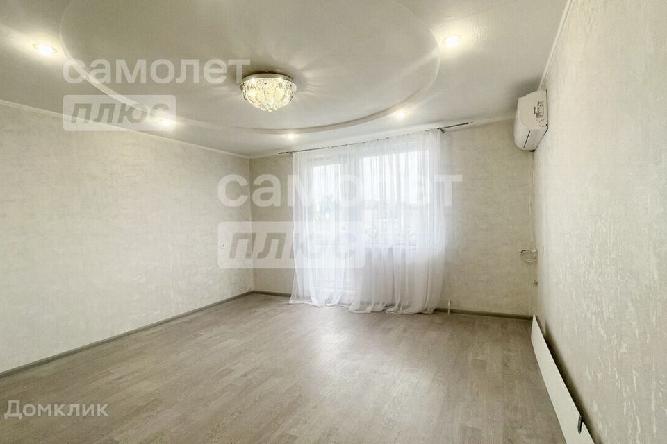 Продаётся 1-комнатная квартира, 43 м²