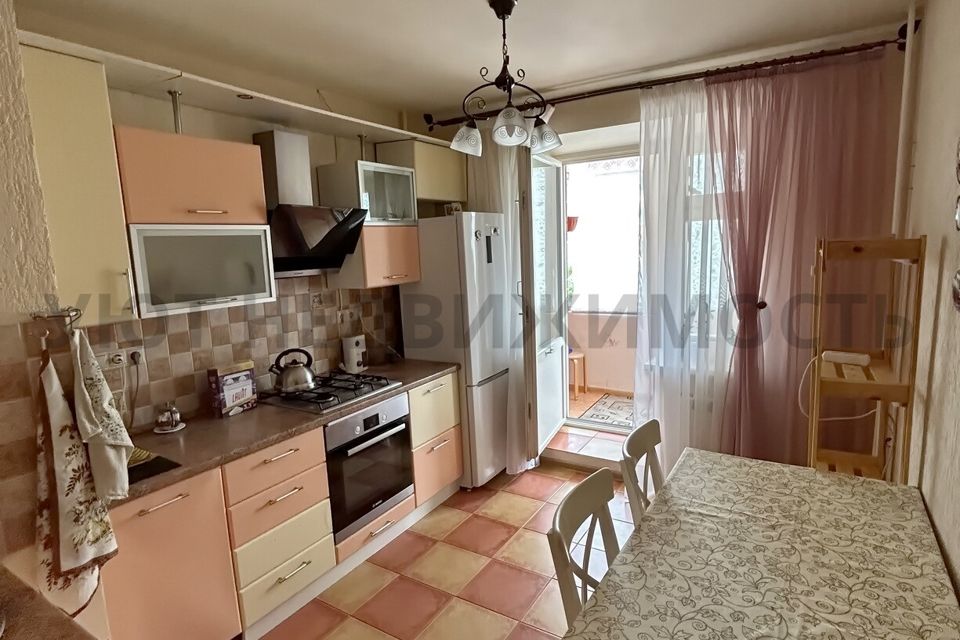 Сдаётся 1-комнатная квартира, 43 м²