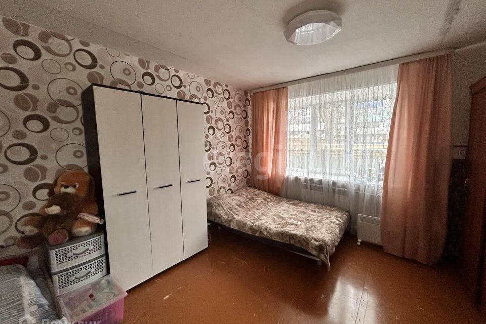 Продаётся комната в 1-комн. квартире, 23.2 м²