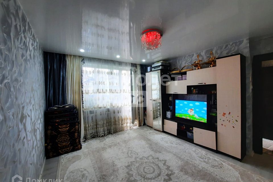 Продаётся 2-комнатная квартира, 42.7 м²