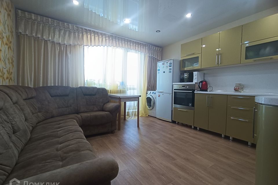 Продаётся 3-комнатная квартира, 57.2 м²
