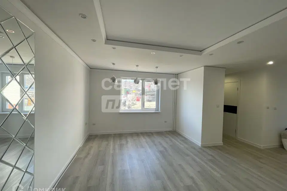 Продаётся 3-этажный дом, 108 м²
