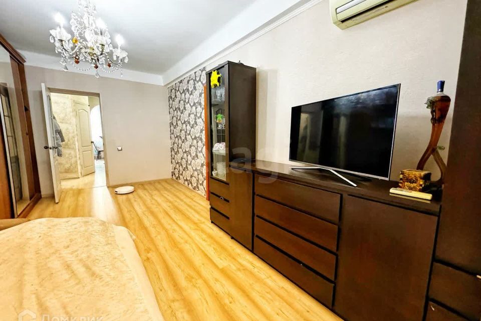 Продаётся 3-комнатная квартира, 61.5 м²