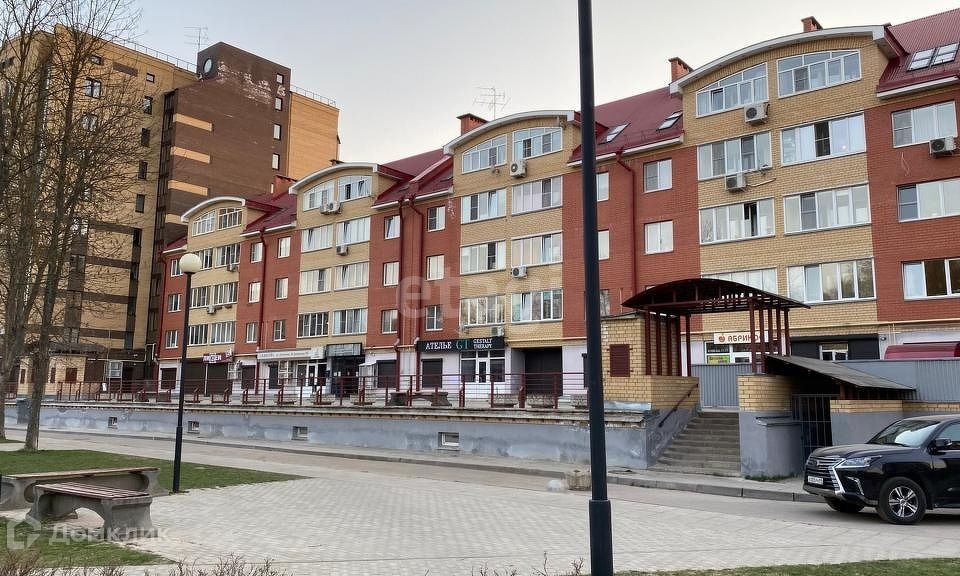 Продаётся 2-комнатная квартира, 66.1 м²