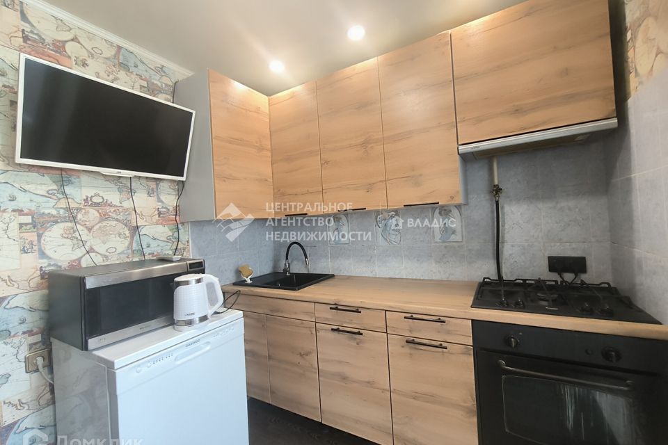 Сдаётся 1-комнатная квартира, 38 м²