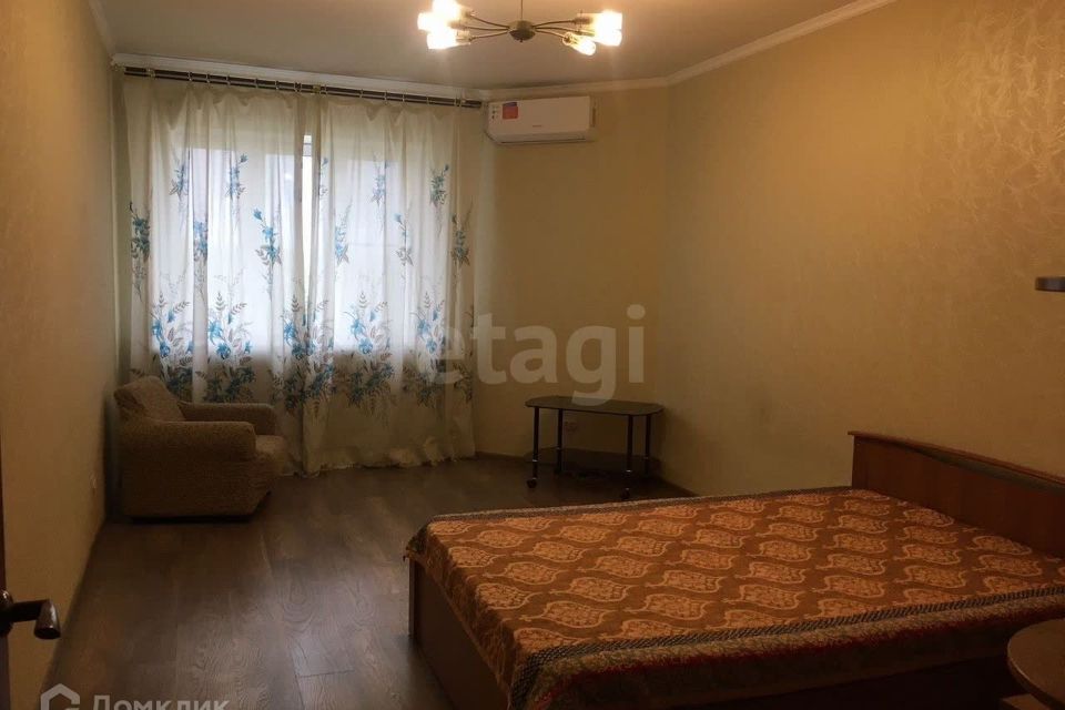Сдаётся 1-комнатная квартира, 45 м²