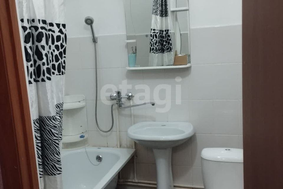Продаётся 1-комнатная квартира, 35.2 м²