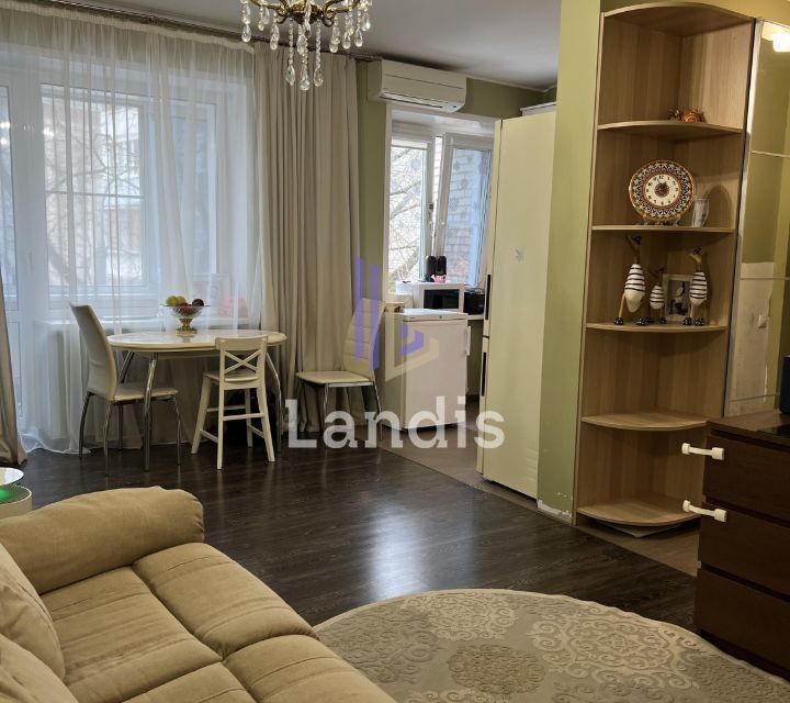 Продаётся 2-комнатная квартира, 43 м²