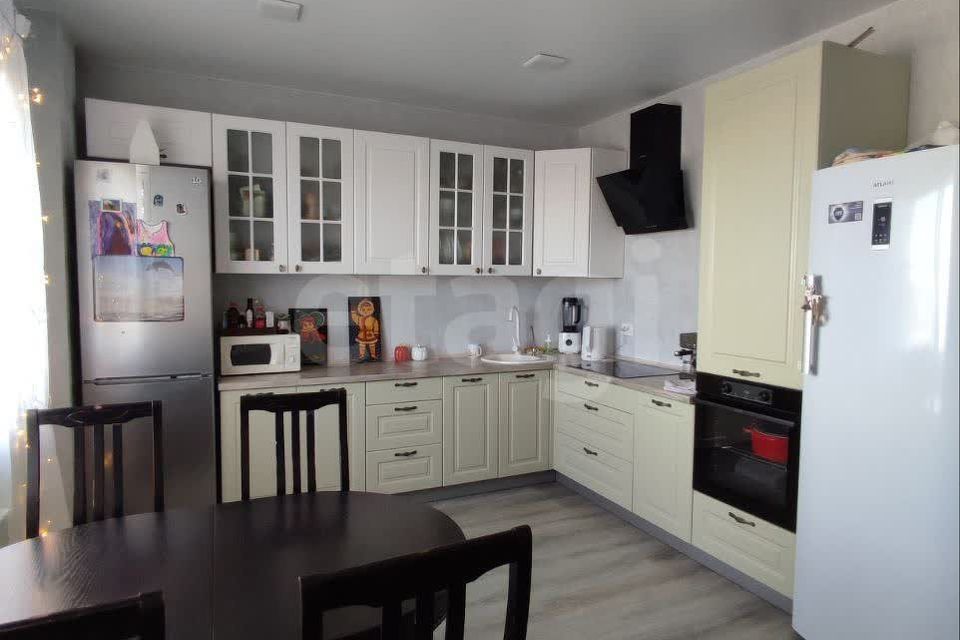Продаётся 3-комнатная квартира, 75.5 м²