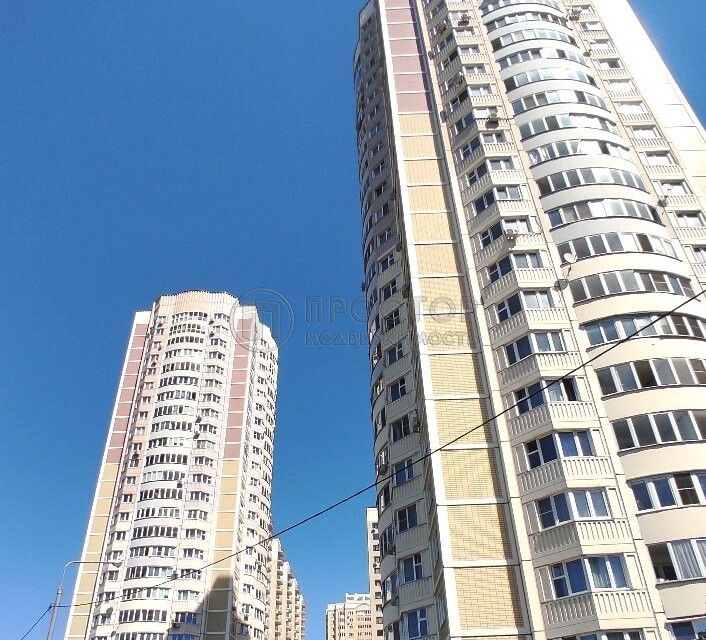 Продаётся 3-комнатная квартира, 90 м²