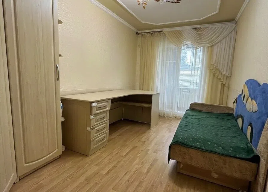 Продаётся 4-комнатная квартира, 84.8 м²