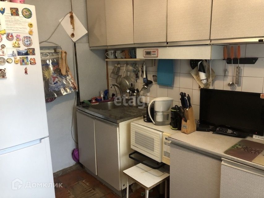 Продаётся 4-комнатная квартира, 72 м²