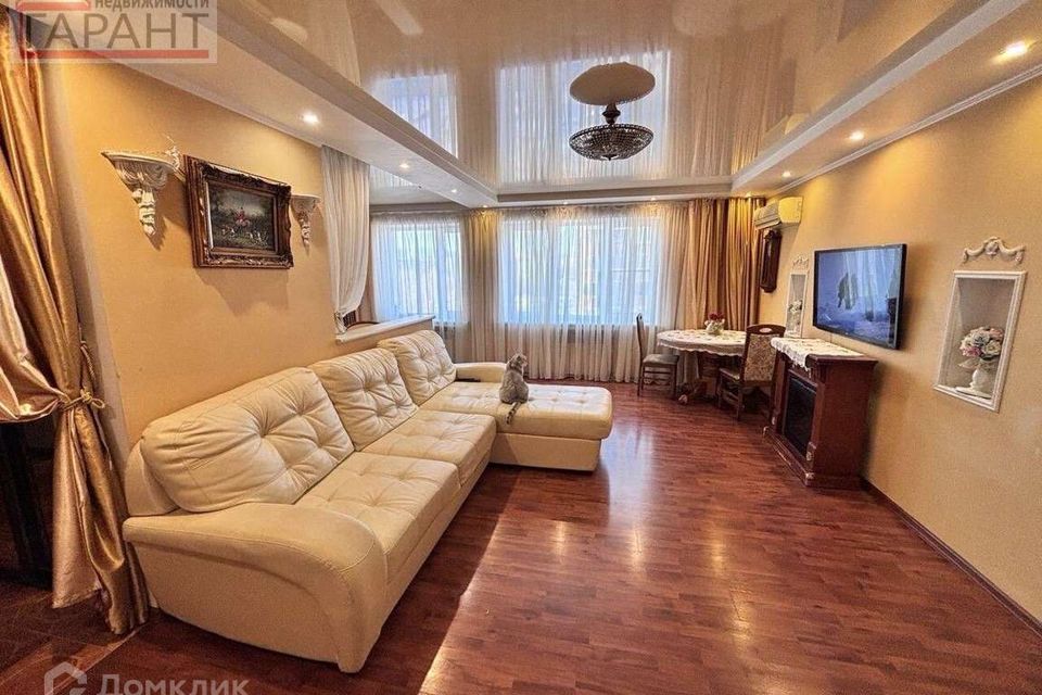 Продаётся 4-комнатная квартира, 83 м²