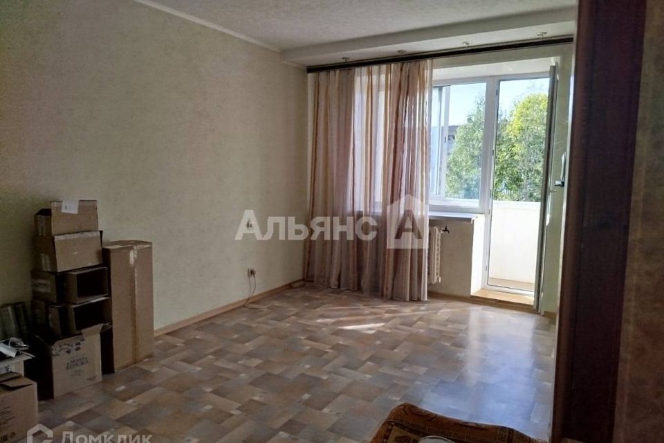 Продаётся 3-комнатная квартира, 59.7 м²