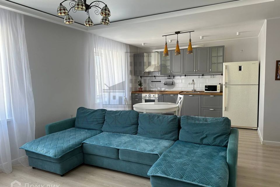 Сдаётся 2-комнатная квартира, 70 м²