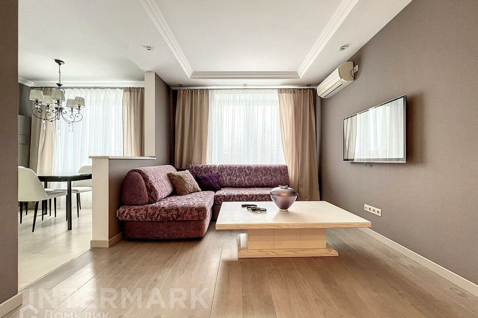 Сдаётся 2-комнатная квартира, 62 м²