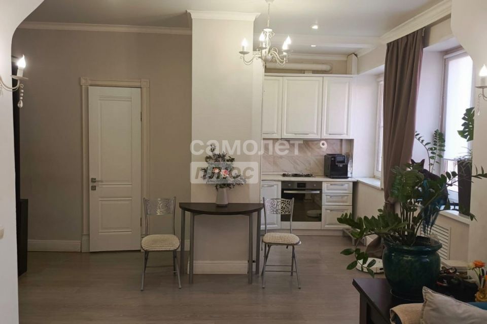Продаётся 3-комнатная квартира, 52.8 м²