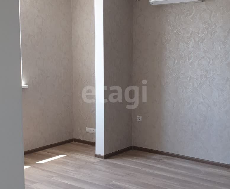 Продаётся 1-комнатная квартира, 44.8 м²