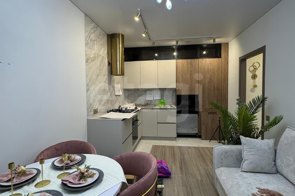 Продаётся 2-комнатная квартира, 61.5 м²