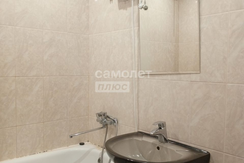 Сдаётся 1-комнатная квартира, 40 м²