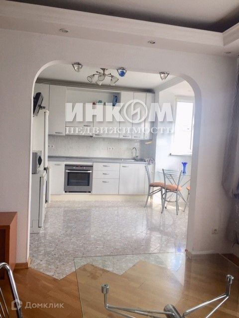 Сдаётся 4-комнатная квартира, 120 м²