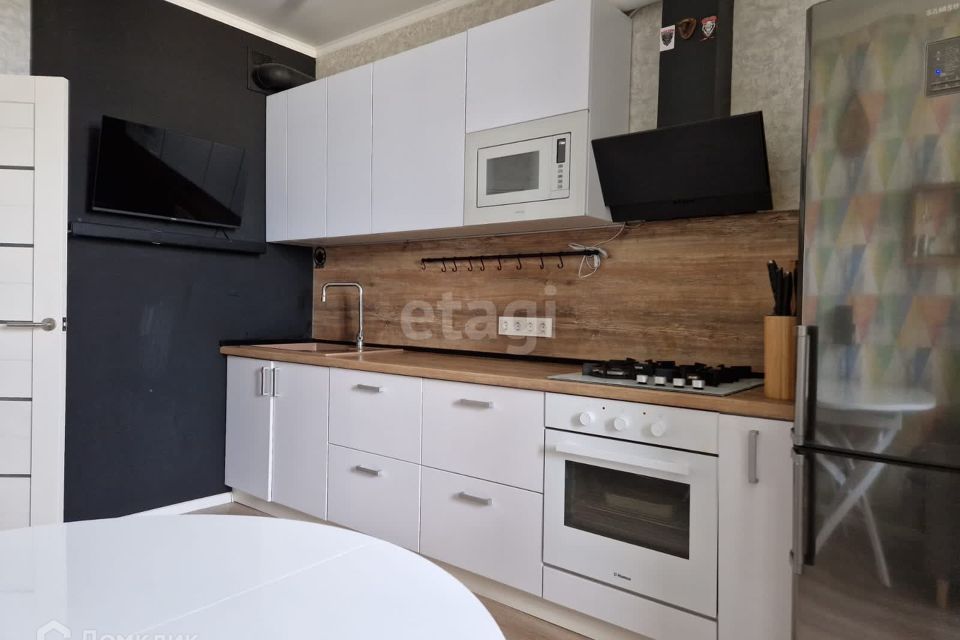 Продаётся 2-комнатная квартира, 53 м²