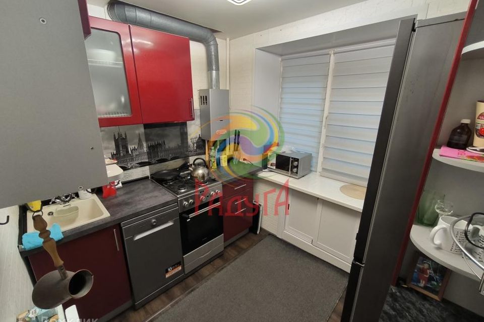 Продаётся 3-комнатная квартира, 57 м²