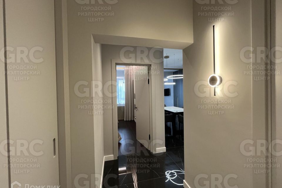 Продаётся 2-комнатная квартира, 63 м²