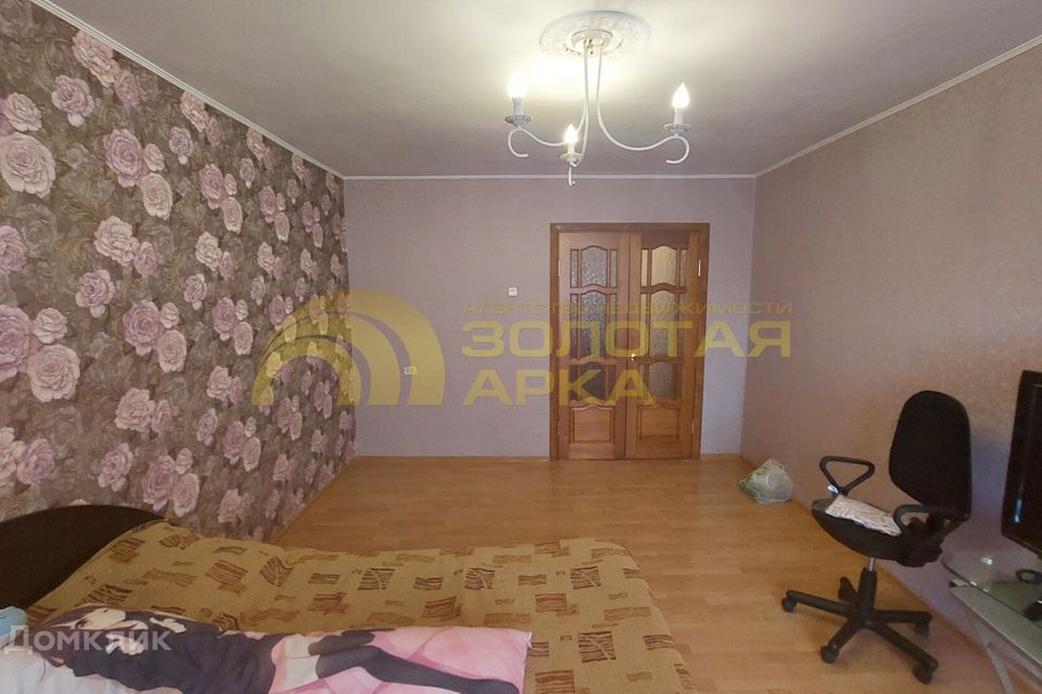 Продаётся 3-комнатная квартира, 63.5 м²