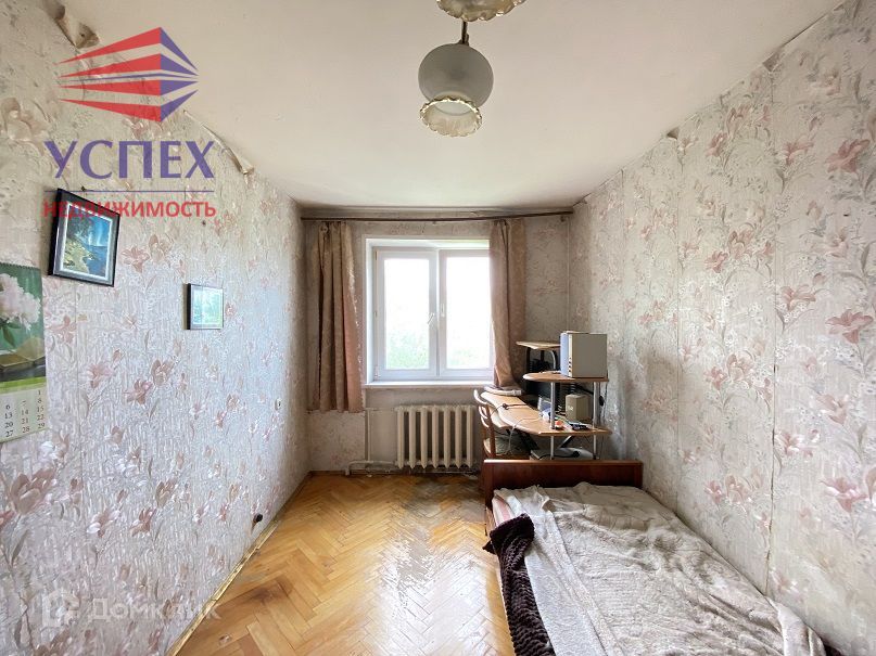 Продаётся 4-комнатная квартира, 61.7 м²