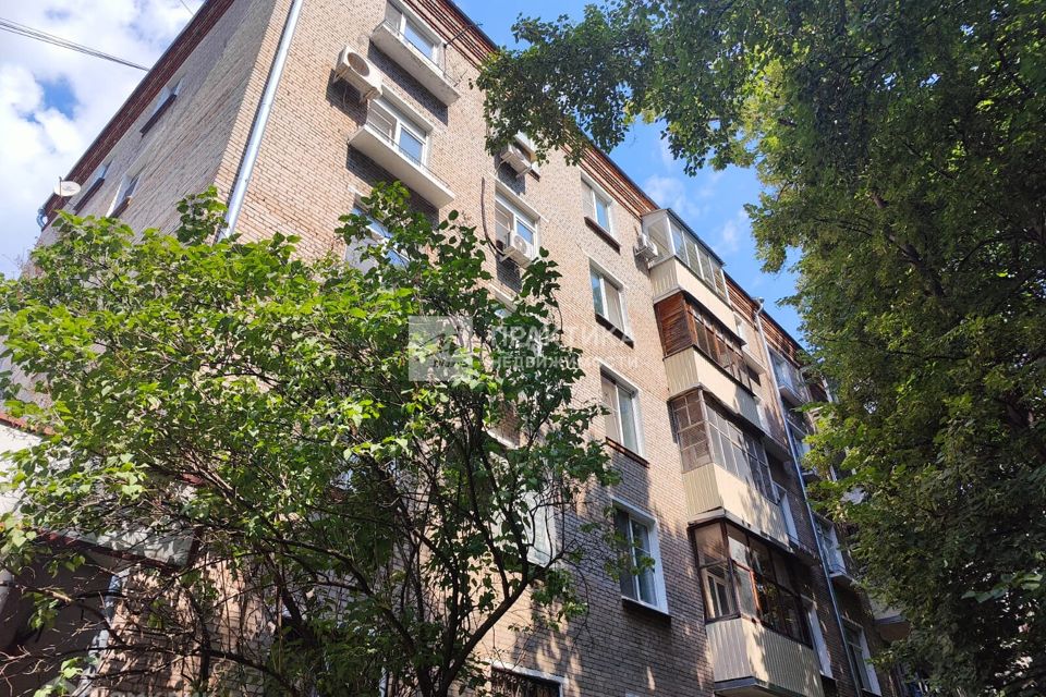 Продаётся 2-комнатная квартира, 56.8 м²