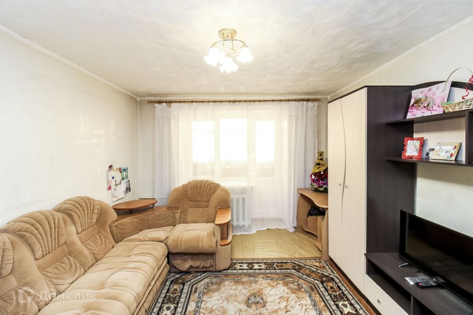 Продаётся 3-комнатная квартира, 59.7 м²
