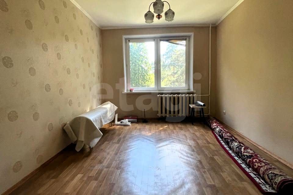 Продаётся 3-комнатная квартира, 56.7 м²