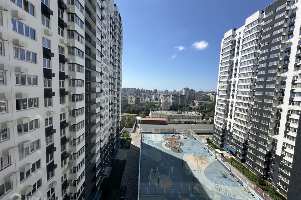 Продаётся 3-комнатная квартира, 76.3 м²
