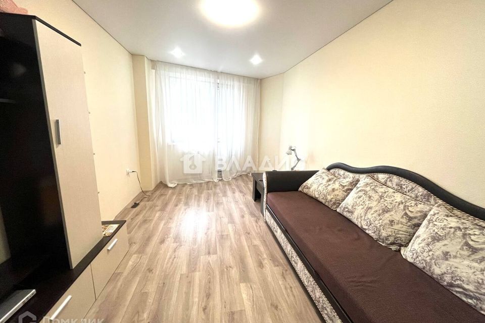 Продаётся 2-комнатная квартира, 65.8 м²