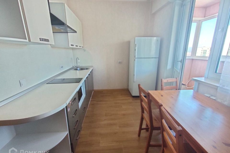 Сдаётся 2-комнатная квартира, 69 м²